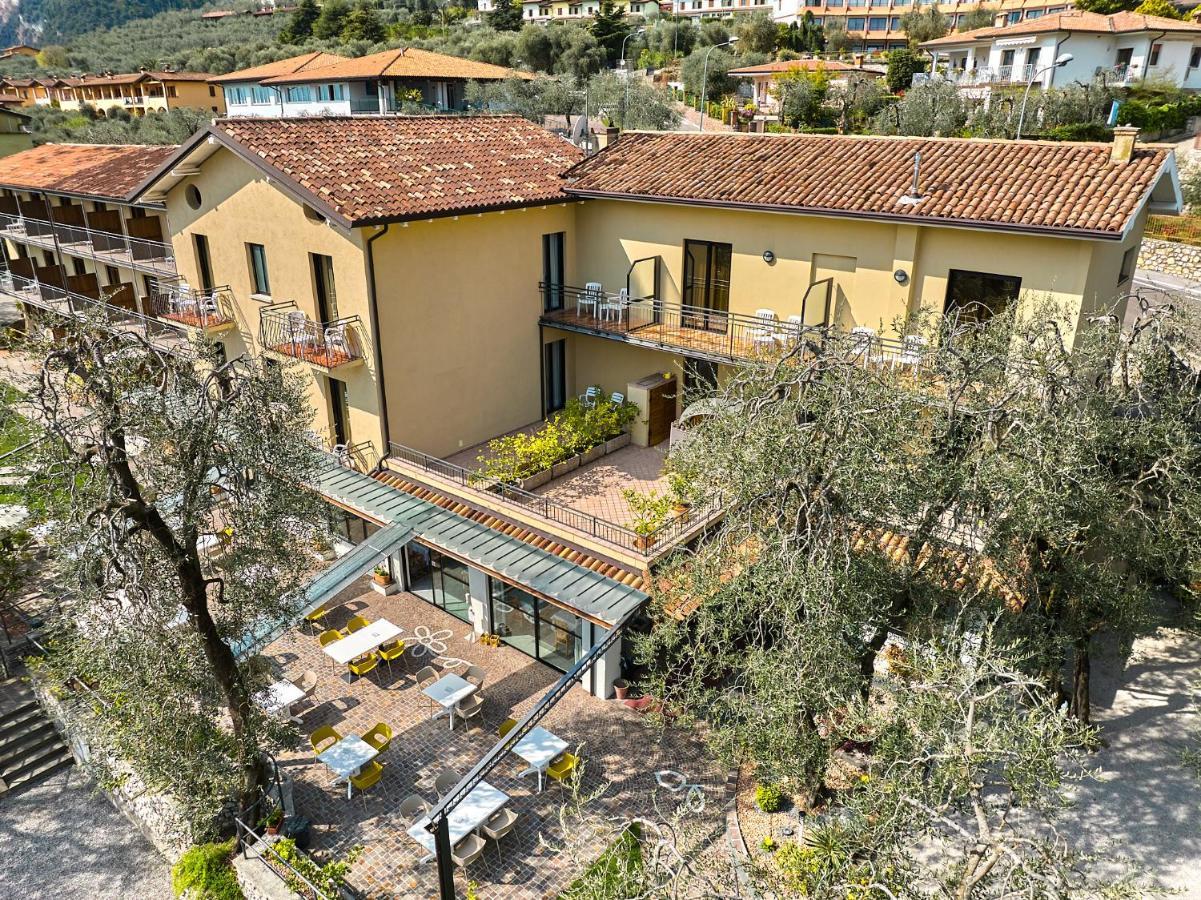 Hotel Rosemarie Limone sul Garda Luaran gambar