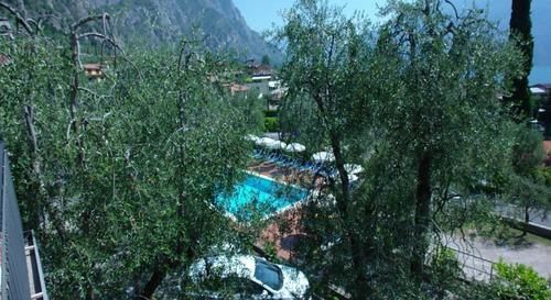 Hotel Rosemarie Limone sul Garda Luaran gambar